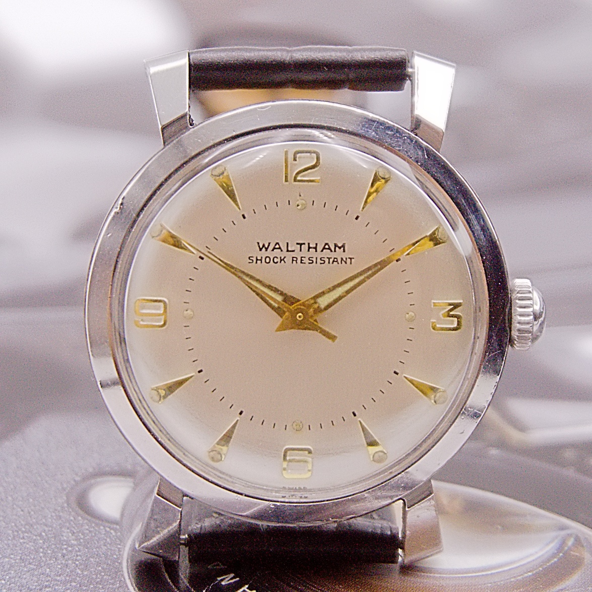 นาฬิกาเก่า WALTHAM ไขลาน