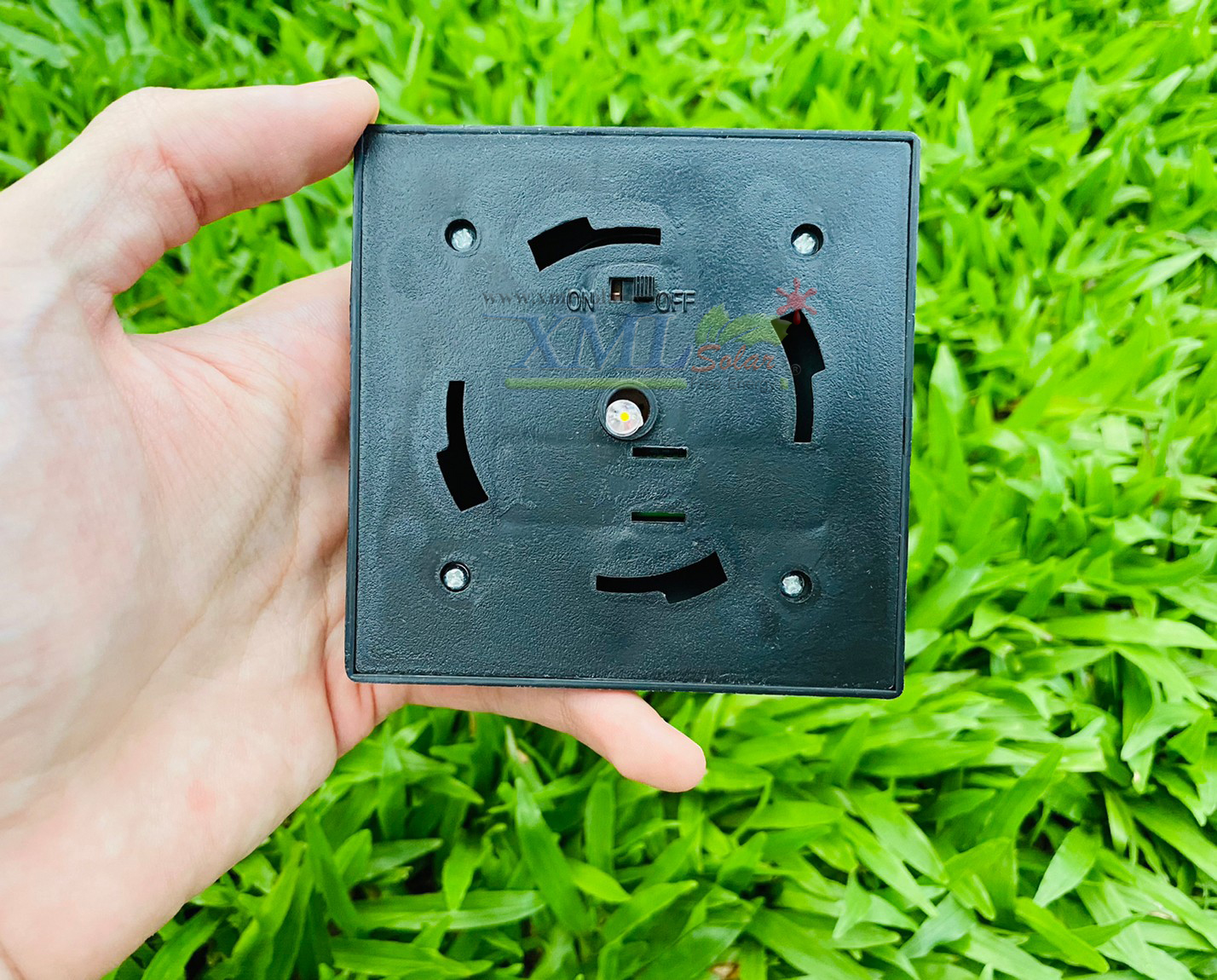 ไฟปักสนามโซล่าเซลล์ ทรงญี่ปุ่น 1 led (แสง : เหลืองวอมไวท์) (1 เเถม 1)