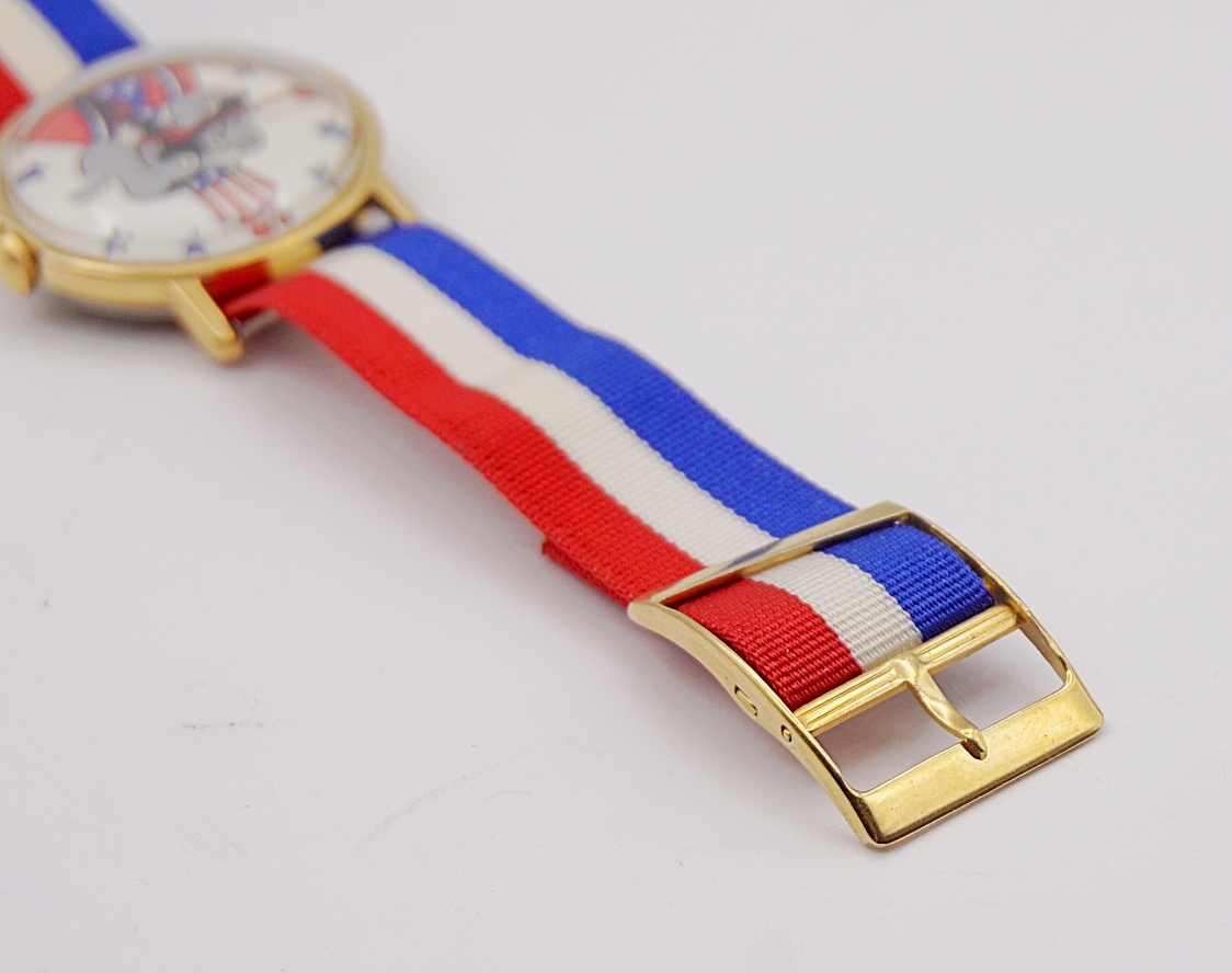 นาฬิกาเก่า REPUBLICAN ELEPHANT ไขลาน