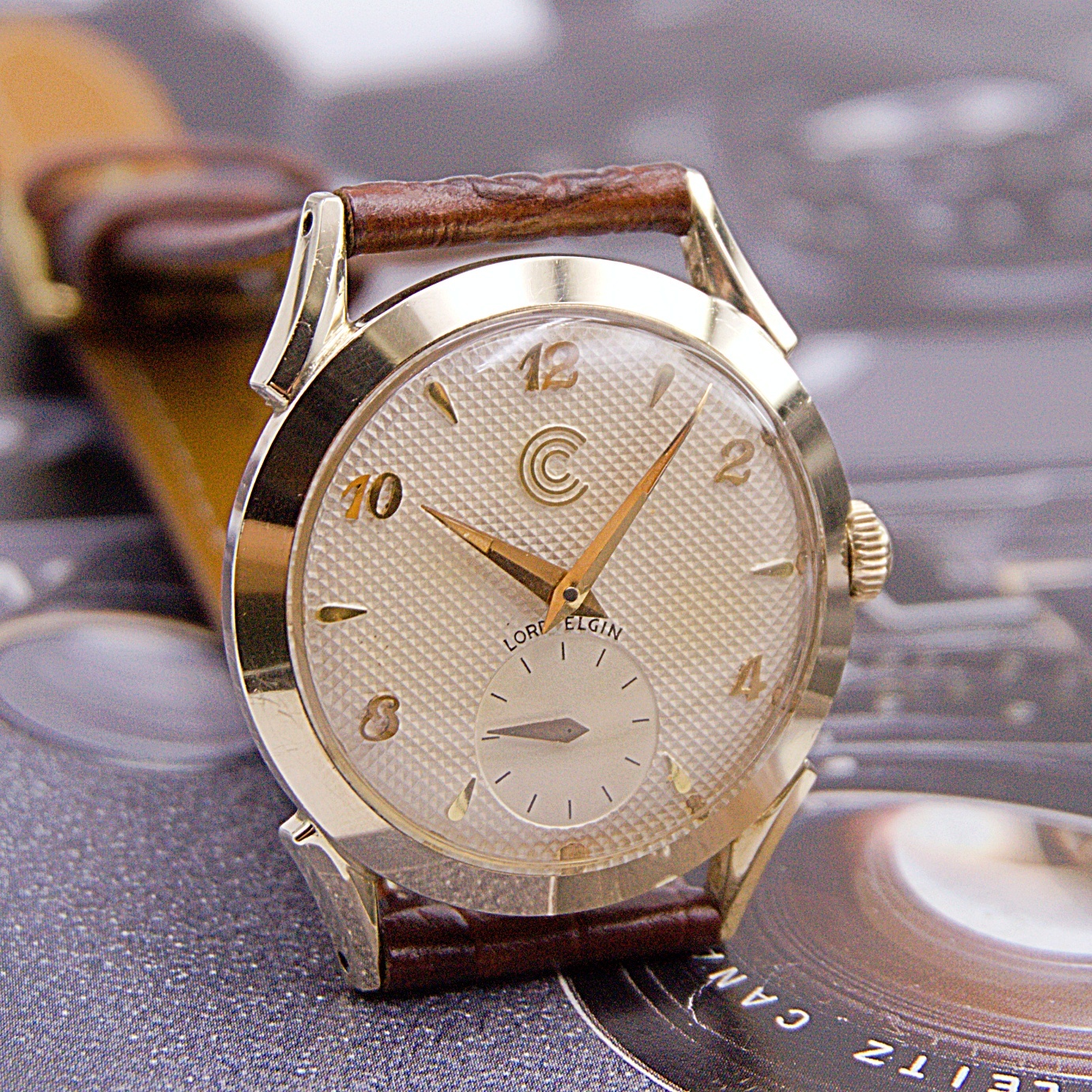 นาฬิกาเก่า LORD ELGIN ไขลานสองเข็มครึ่ง