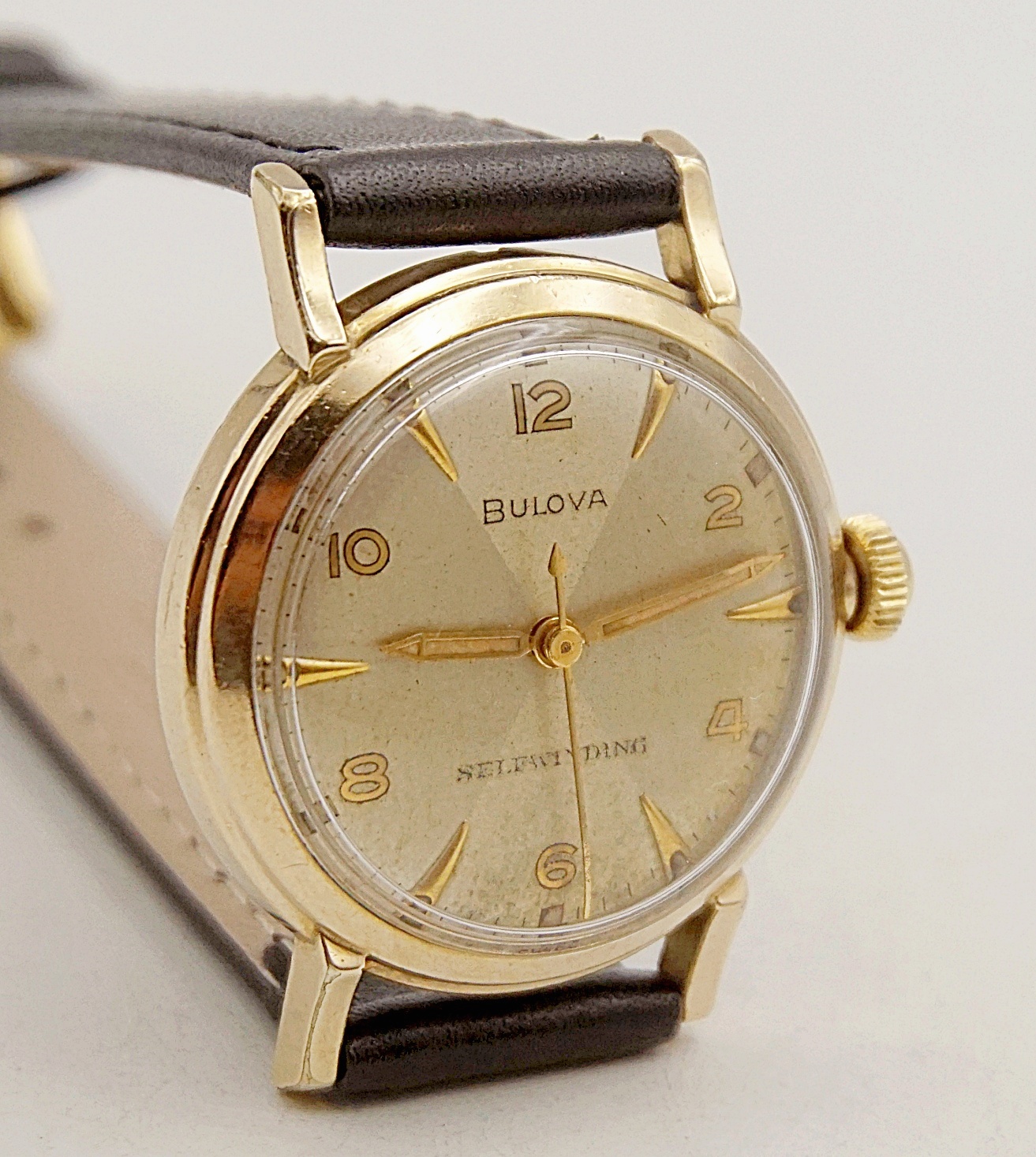 นาฬิกาเก่า BULOVA ออโตเมติก