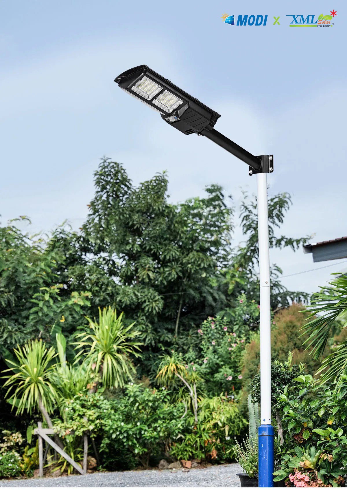 โคมไฟถนนโซล่าเซลล์ 80W รุ่น MD-SLT26-80W (เปิดได้ 3 แสง)