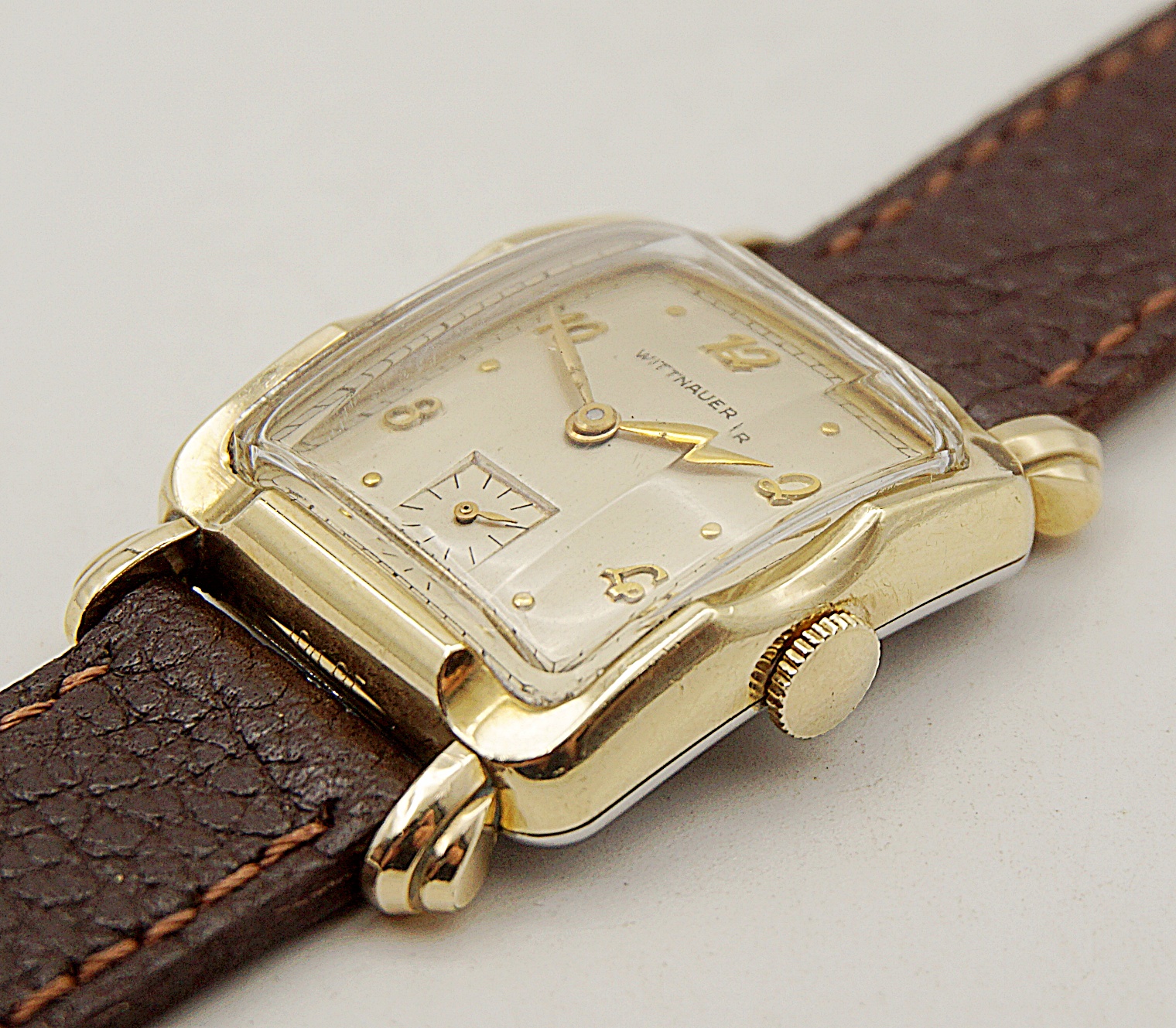 นาฬิกาเก่า WITTNAUER BY LONGINES ไขลานสองเข็มครึ่ง