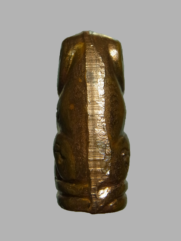 เสือ หลวงพ่อสมชาย วัดปริวาส รุ่นสร้างโบสถ์ ปี2555