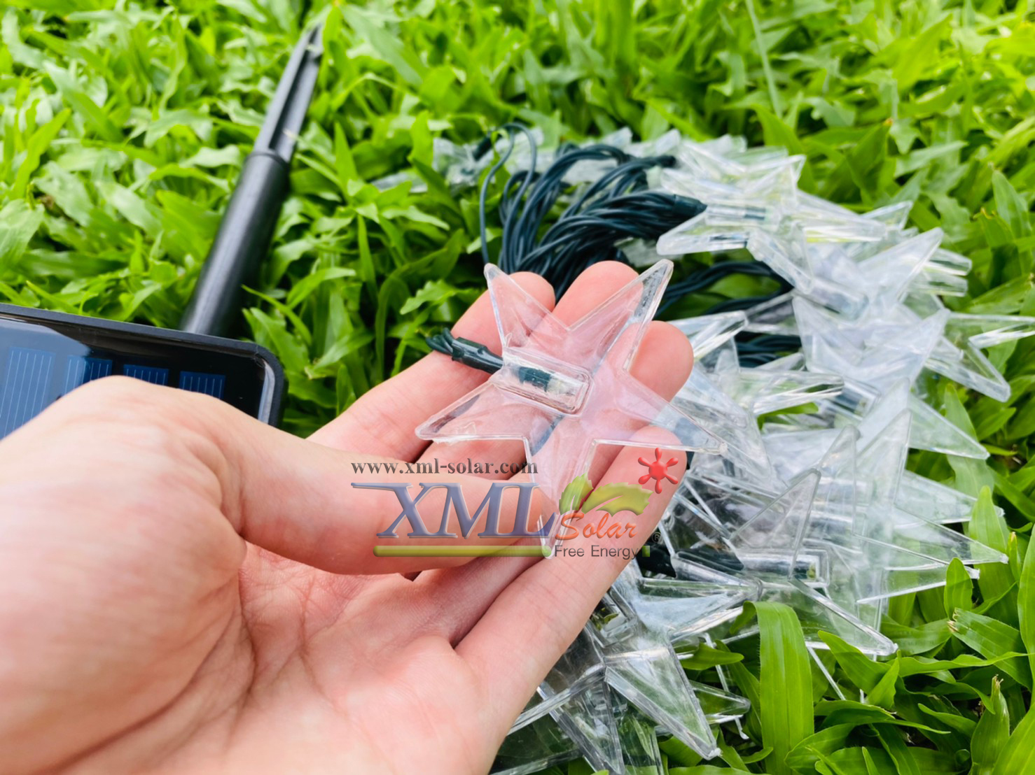 ไฟกระพริบโซล่าเซลล์ ทรงดาวแผ่นใส 30 ดวง (2 ฟังก์ชั่น) (เเสง : หลากสี)(NO QC : มีรอยขูดขีด)