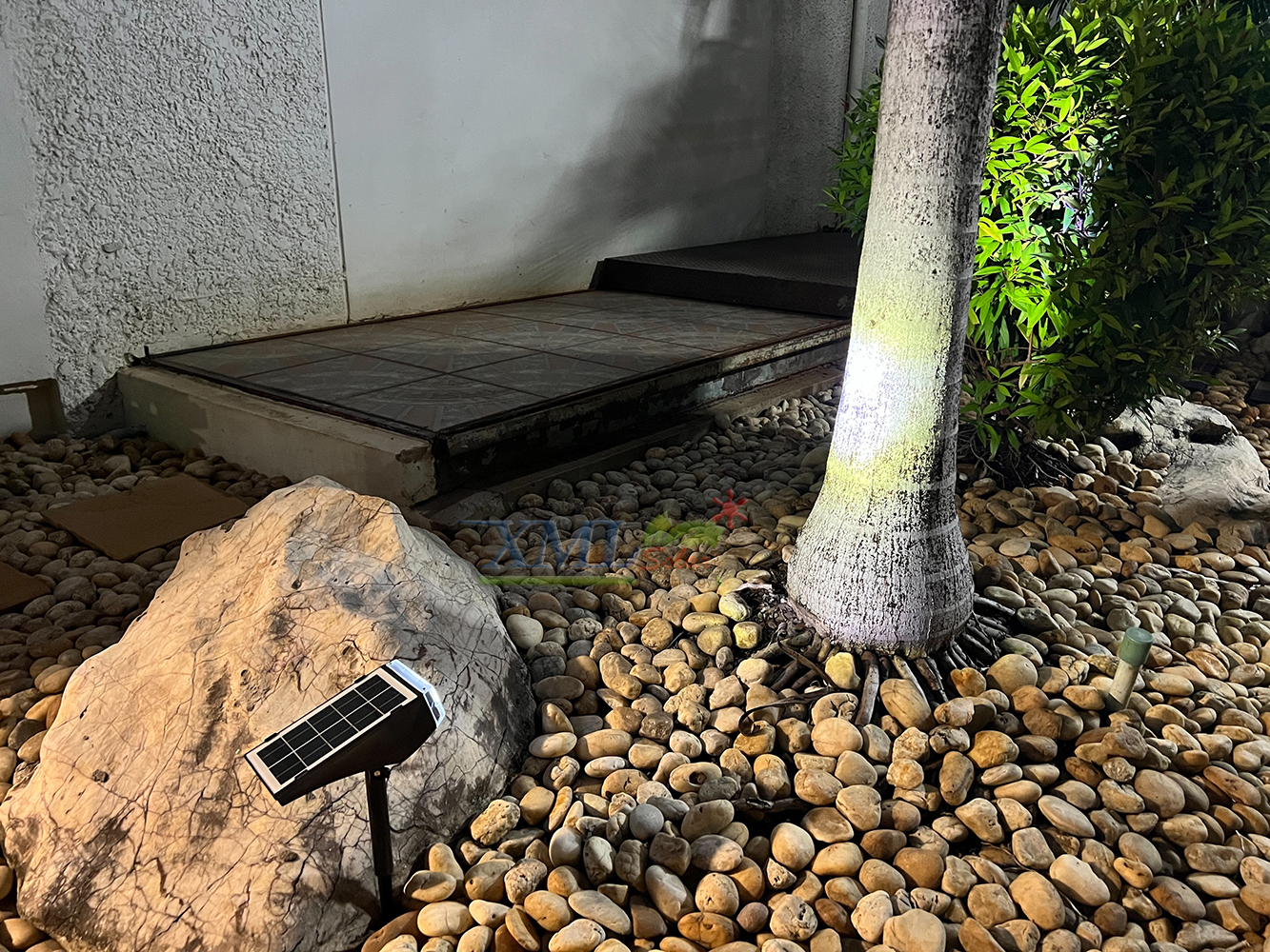 สปอร์ตไลท์ปักสนามโซล่าเซลล์ รุ่น SSL-001