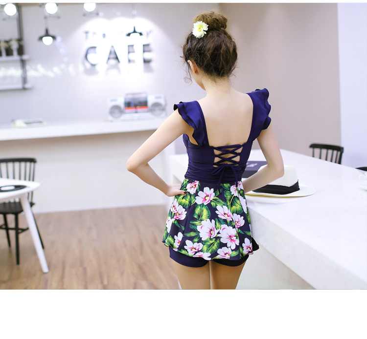 ชุดว่ายน้ำงาน vicki แบบ2ชิ้น มี3สี น้ำเงิน,ม่วง,เขียว มีไซส์ M,XL ราคาส่ง3 ชิ้นคละแบบได้ทั้งร้าน ชุดละ 890 บาทค่ะ