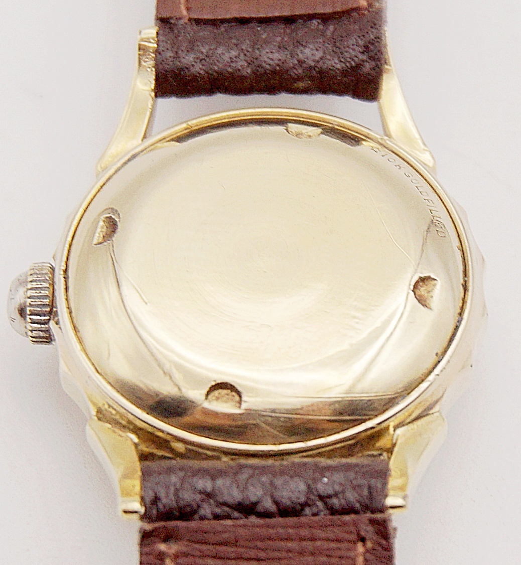 นาฬิกาเก่า WITTNAUER BY LONGINES ออโตเมติกสองเข็มครึ่ง (นาฬิกาผู้หญิง)