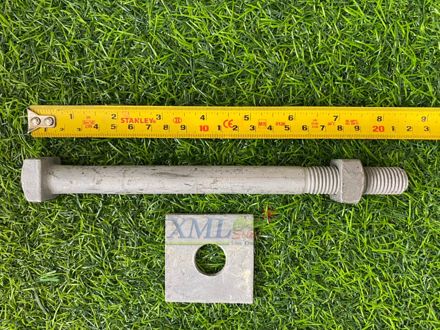 น๊อตยึดเสาไฟฟ้าปูน 8 นิ้ว + เเถม ฟรี น็อตเล็ก 4 ตัว