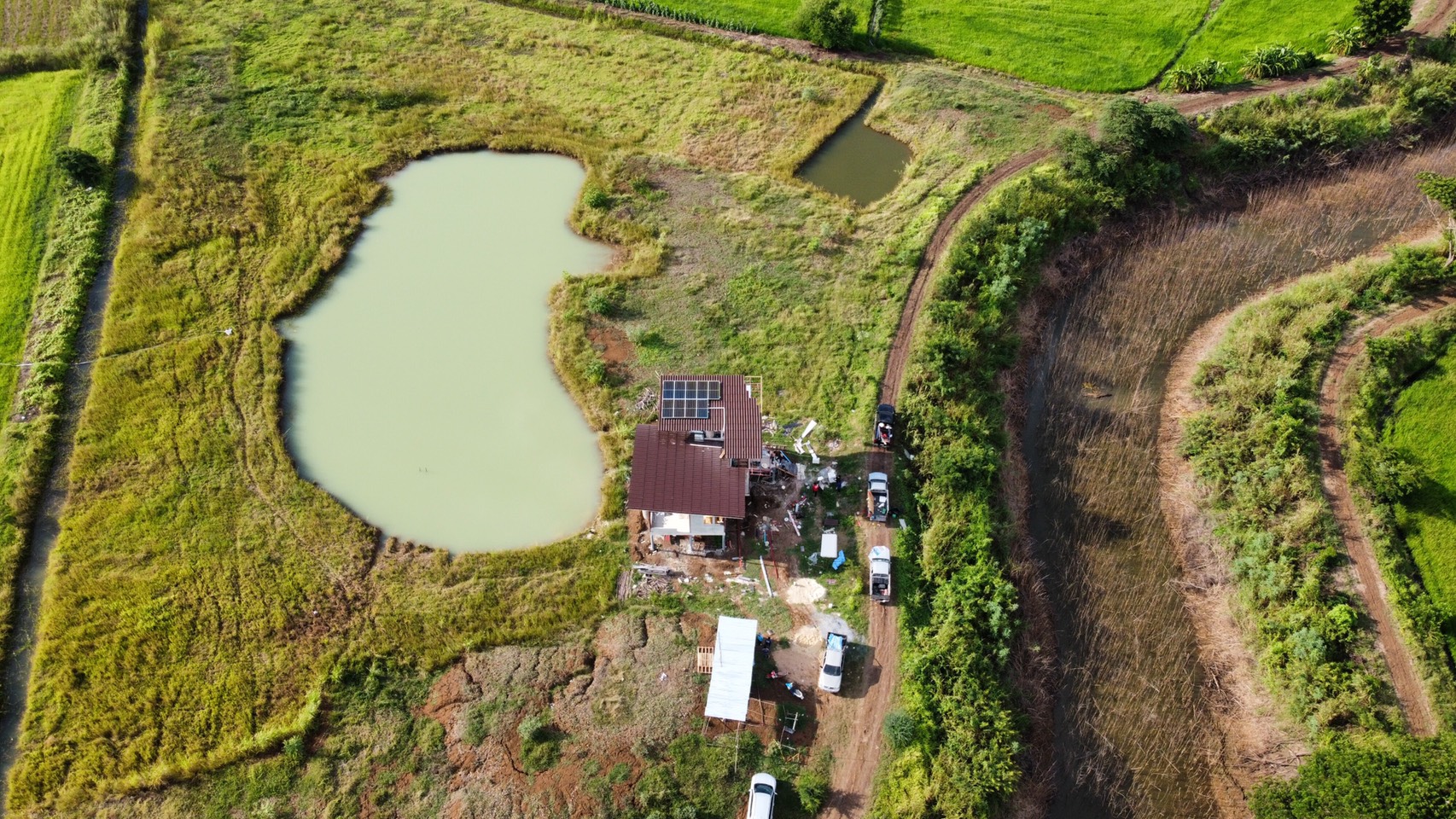 ระบบโซล่าเซลล์ติดหลังคา Solar Rooftop On/Off Grid Hybrid 5 kW + Battery LiFePO4 9.6 kwh (พร้อมติดตั้ง)