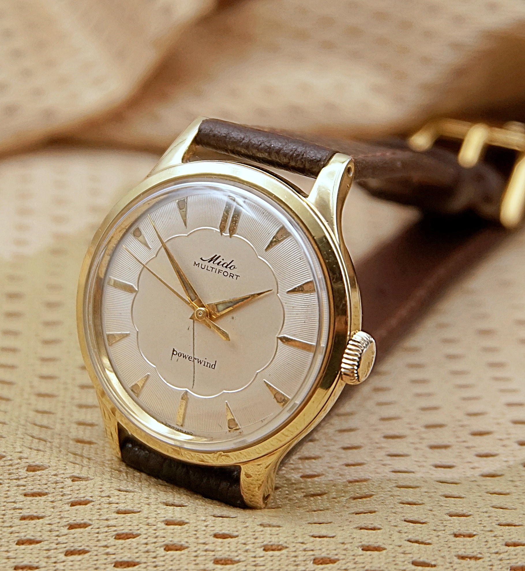 นาฬิกาเก่า MIDO ออโตเมติก