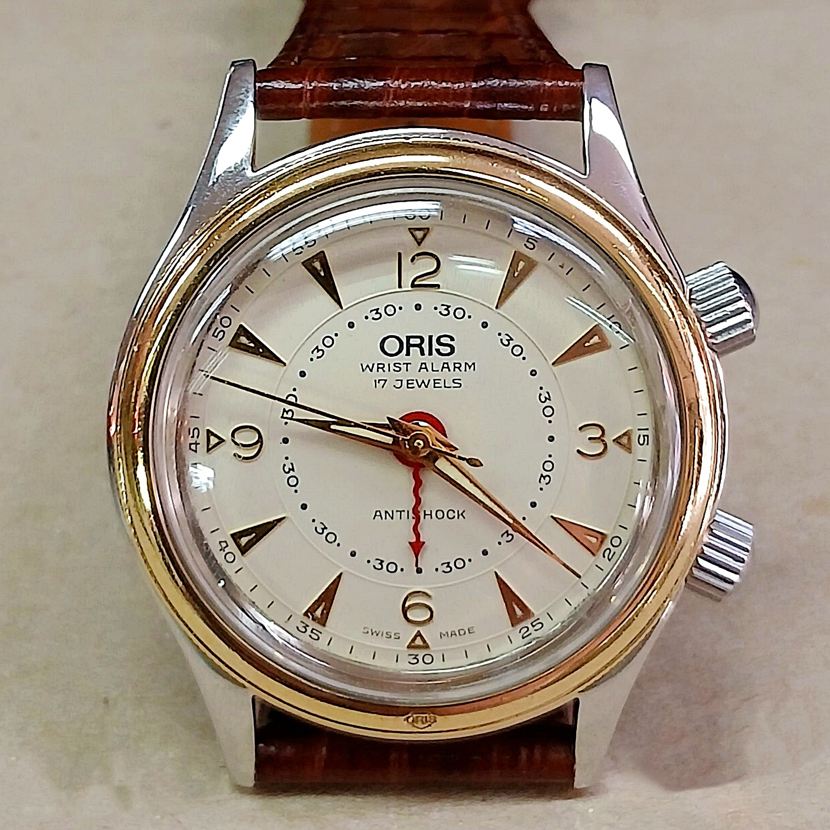นาฬิกาเก่า ORIS ALARM ไขลาน