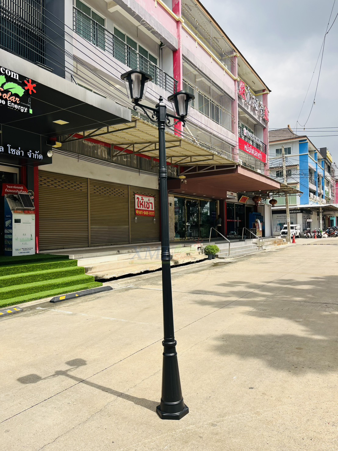 โคมไฟโซล่าเซลล์ รุ่น TT-516 (ตัวโคม + เสาไฟ 2.6 เมตร)(เปิดได้ 2 แสง)