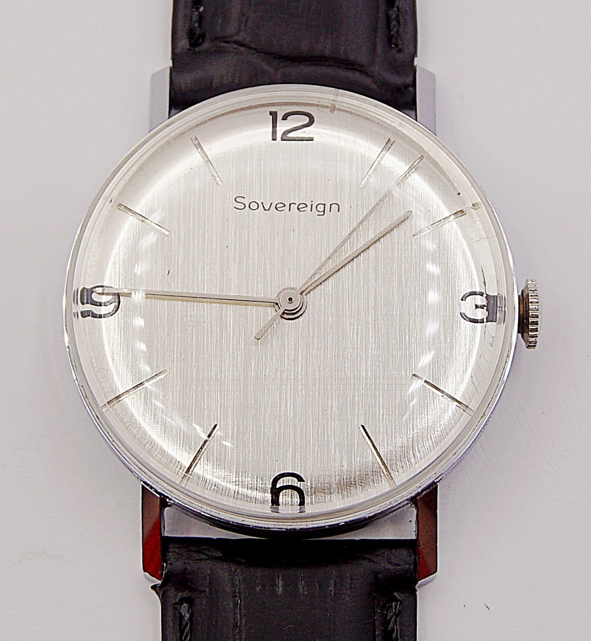 นาฬิกาเก่า SOVEREIGN ไขลาน