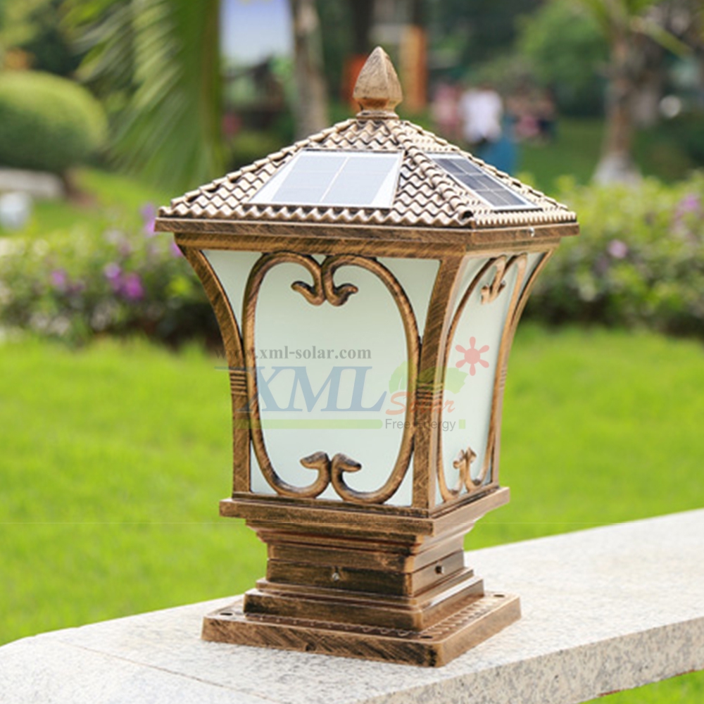 โคมไฟหัวเสาโซล่าเซลล์ + AC ทรง Grand เเบบที่ 1 (สีทอง) (เเสง : ขาว)