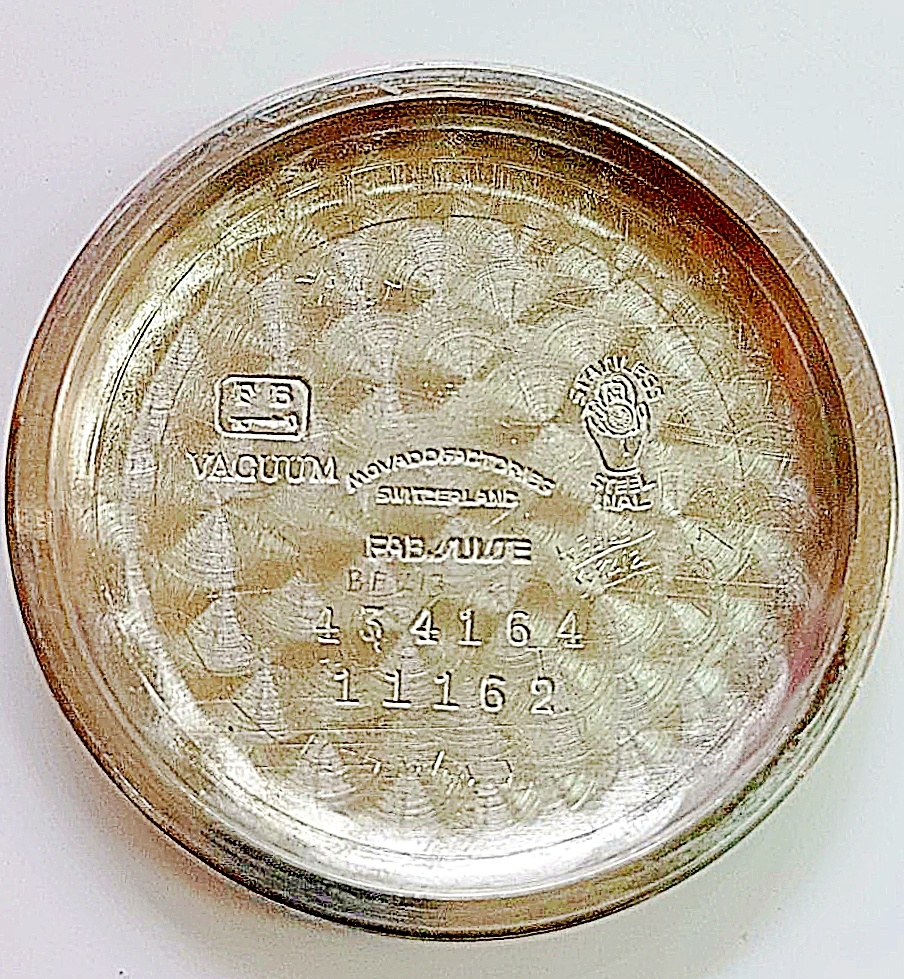 นาฬิกาเก่า MOVADO ออโตเมติกครึ่งรอบ