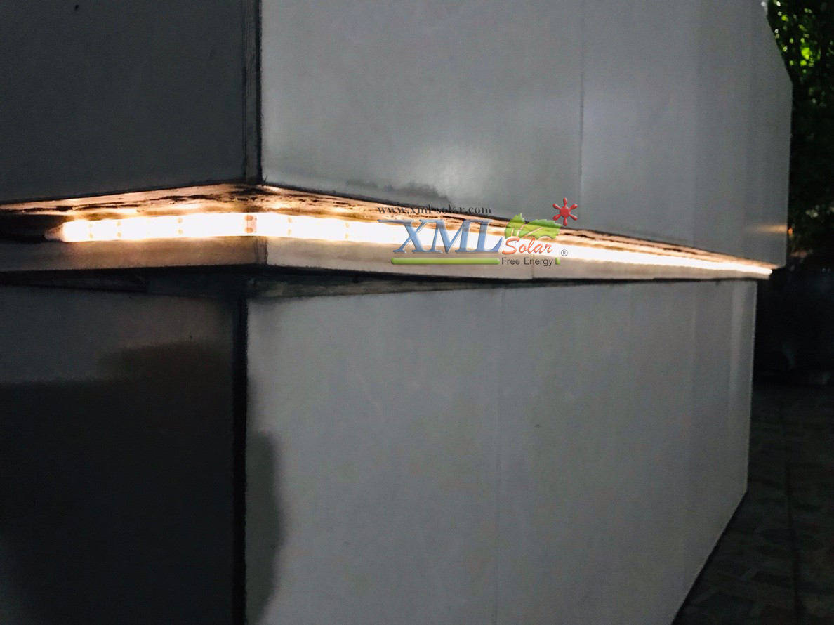 ไฟกระพริบโซล่าเซลล์ รุ่น 90 CHIP SMD LED (8 ฟังก์ชั่น) (เเสง : เหลืองวอมไวท์)