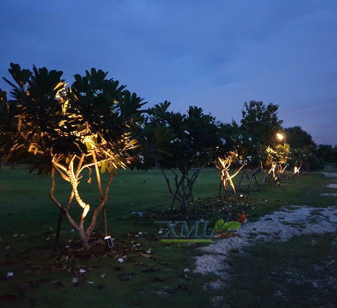 สปอร์ตไลท์ปักสนามโซล่าเซลล์ รุ่น SSL-001