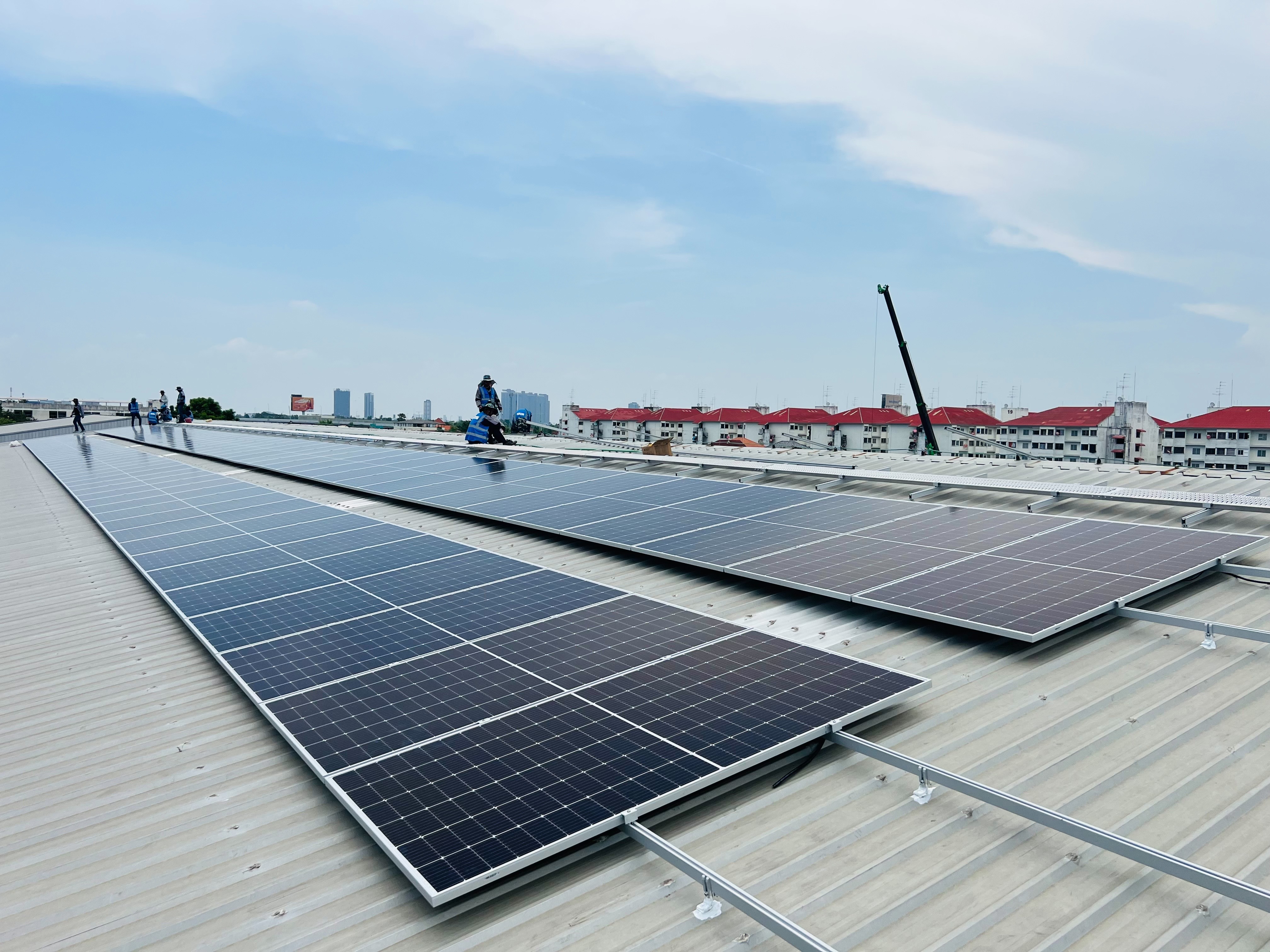 ระบบโซล่าเซลล์ติดหลังคา (Solar Rooftop) ขนาด 5 KW (ON-GRID) Three Phase พร้อมติดตั้ง