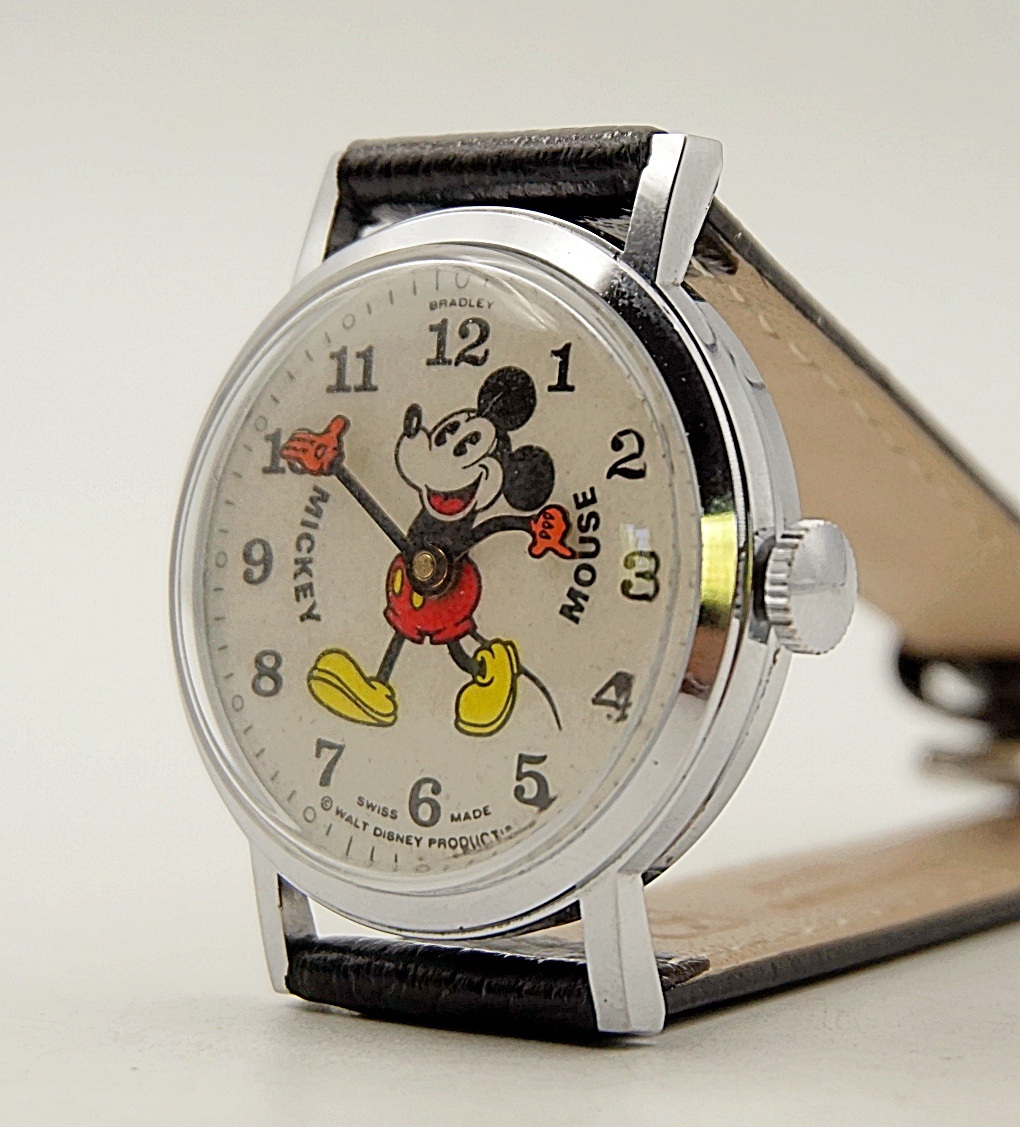 นาฬิกาเก่า MICKEY MOUSE ไขลาน