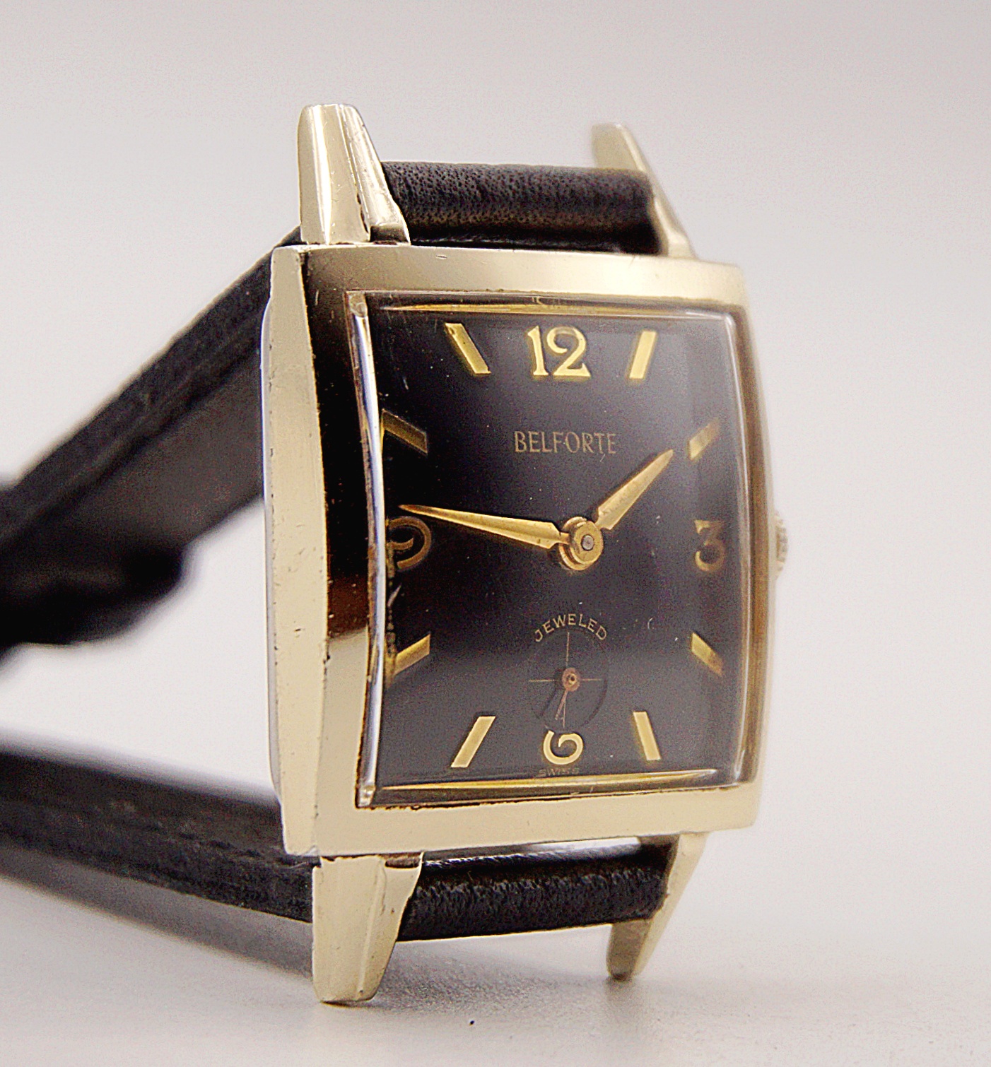 นาฬิกาเก่า BELFORTE ไขลานสองเข็มครึ่ง