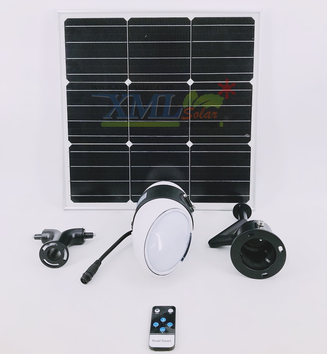 โคมไฟถนนโซล่าเซลล์อัจฉริยะ + ลำโพงฟังเพลง ทรง Butterfly รุ่น 40 watt Monocrystalline (แสง : ขาว)