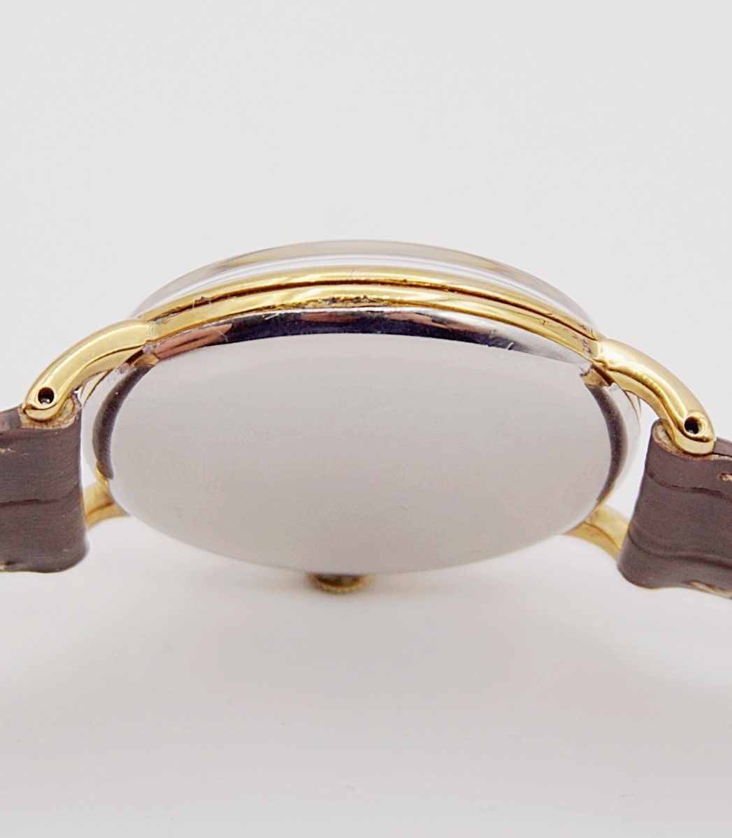 นาฬิกาเก่า MOVADO ไขลานสองเข็มครึ่ง