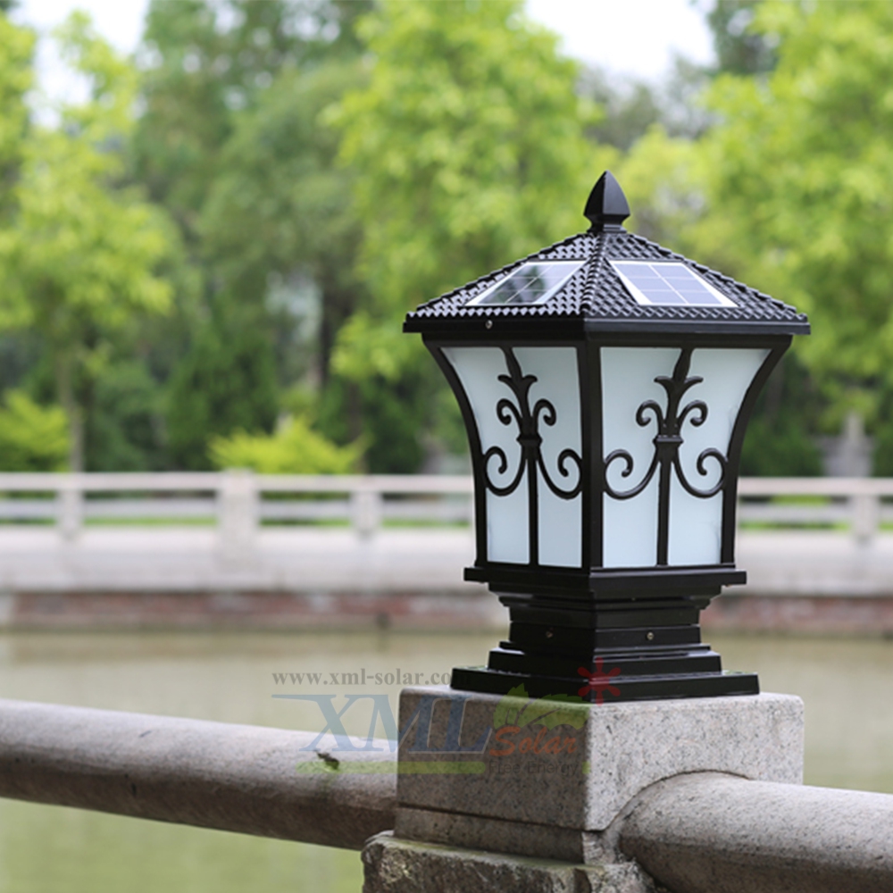 โคมไฟหัวเสาโซล่าเซลล์ + AC ทรง Grand เเบบที่ 2 (สีดำ) (เเสง : ขาว + เหลืองวอมไวท์) (45 cm.)