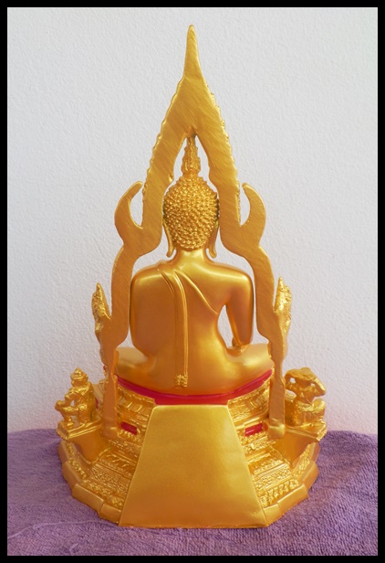 พระพุทธชินราชผสมมวลสารแร่เหล็กนำ้พี้ขนาดหน้าตัก 5 นิ้ว รหัส 0175