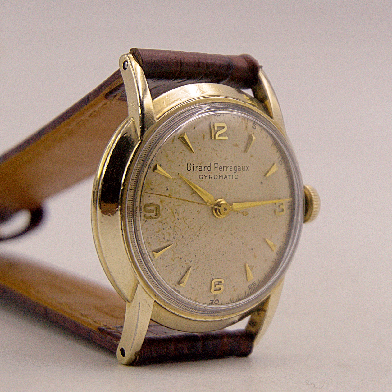 นาฬิกาเก่า GIRARD PERREGAUX ออโตเมติก