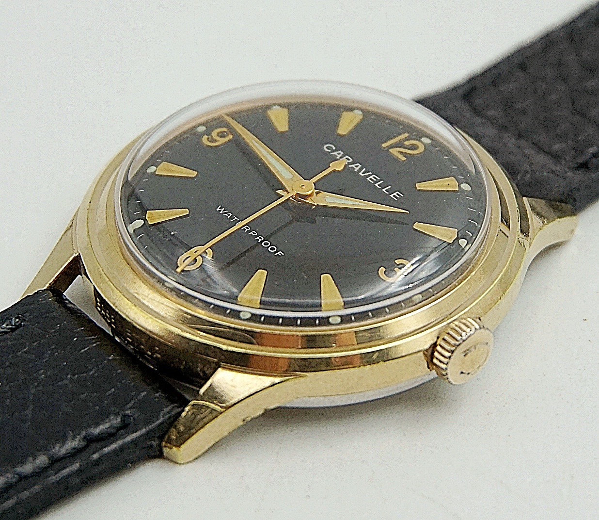 นาฬิกาเก่า CARAVELLE ไขลาน