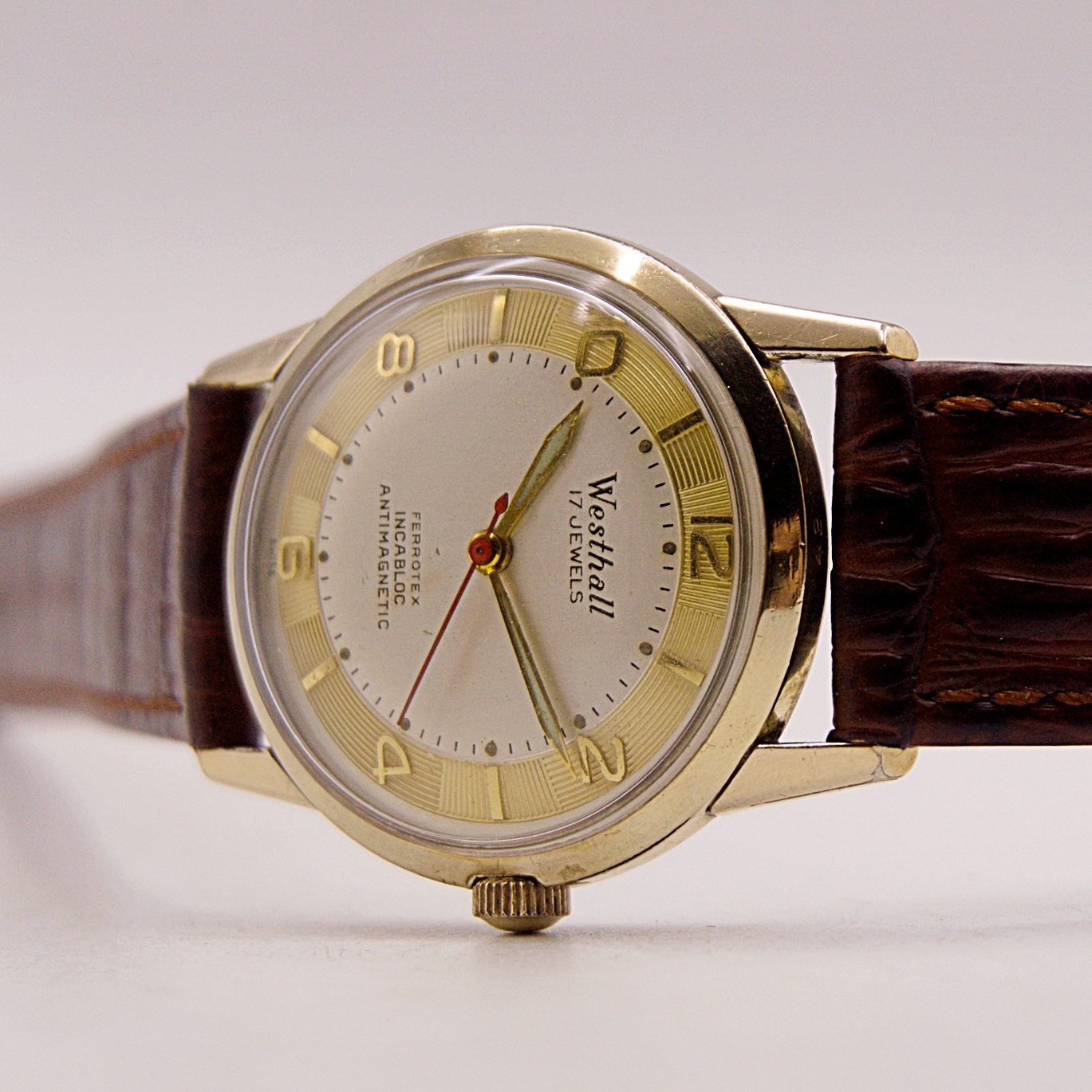 นาฬิกาเก่า WESTHALL ไขลาน