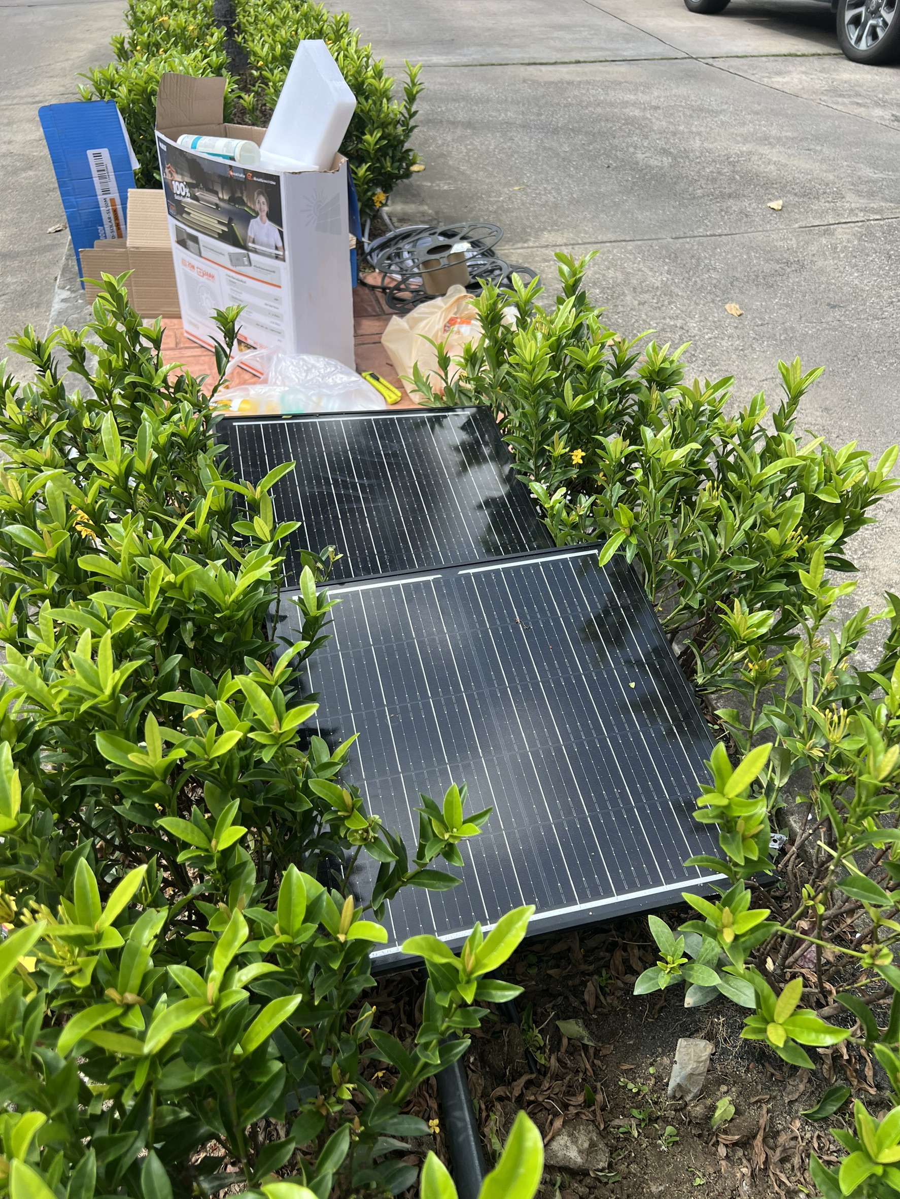 ไฟเส้นโซล่าเซลล์ รุ่น MD-SOLAR-SL10M / 20M / 30M / 50M (แสงเหลืองวอมไวท์)