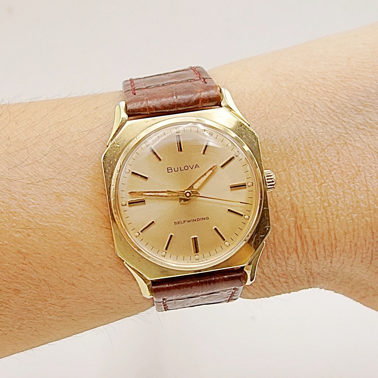 นาฬิกาเก่า BULOVA ออโตเมติก