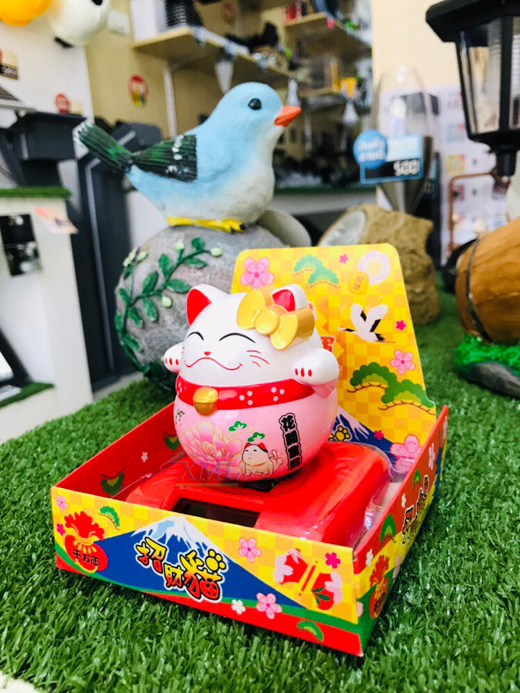 แมวญี่ปุ่น เรียกโชคลาภ ดุ๊กดิ๊กโซล่าเซลล์ (ลายซากุระ)