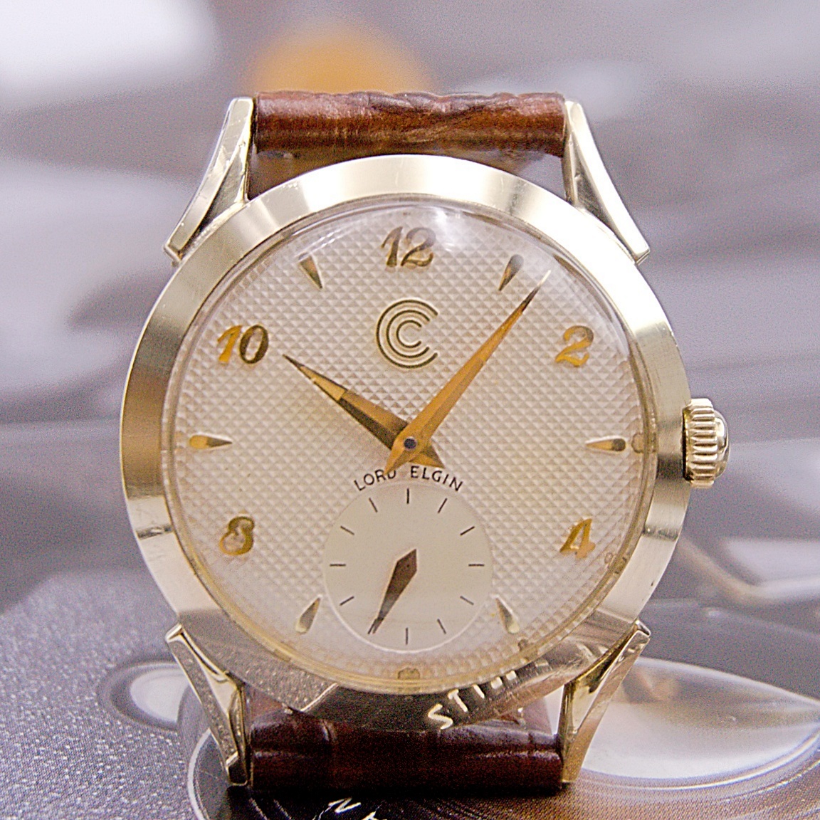นาฬิกาเก่า LORD ELGIN ไขลานสองเข็มครึ่ง