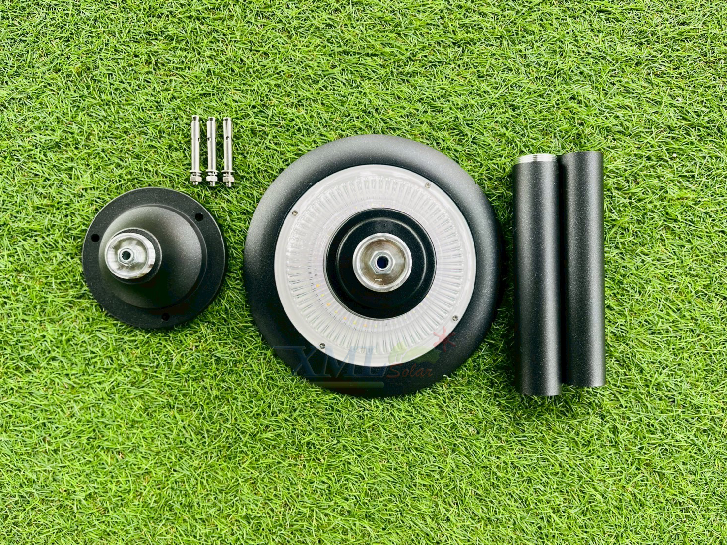 โคมไฟตั้งพื้นโซล่าเซลล์ รุ่น TC-3630 (เปิดได้ 2 แสง)