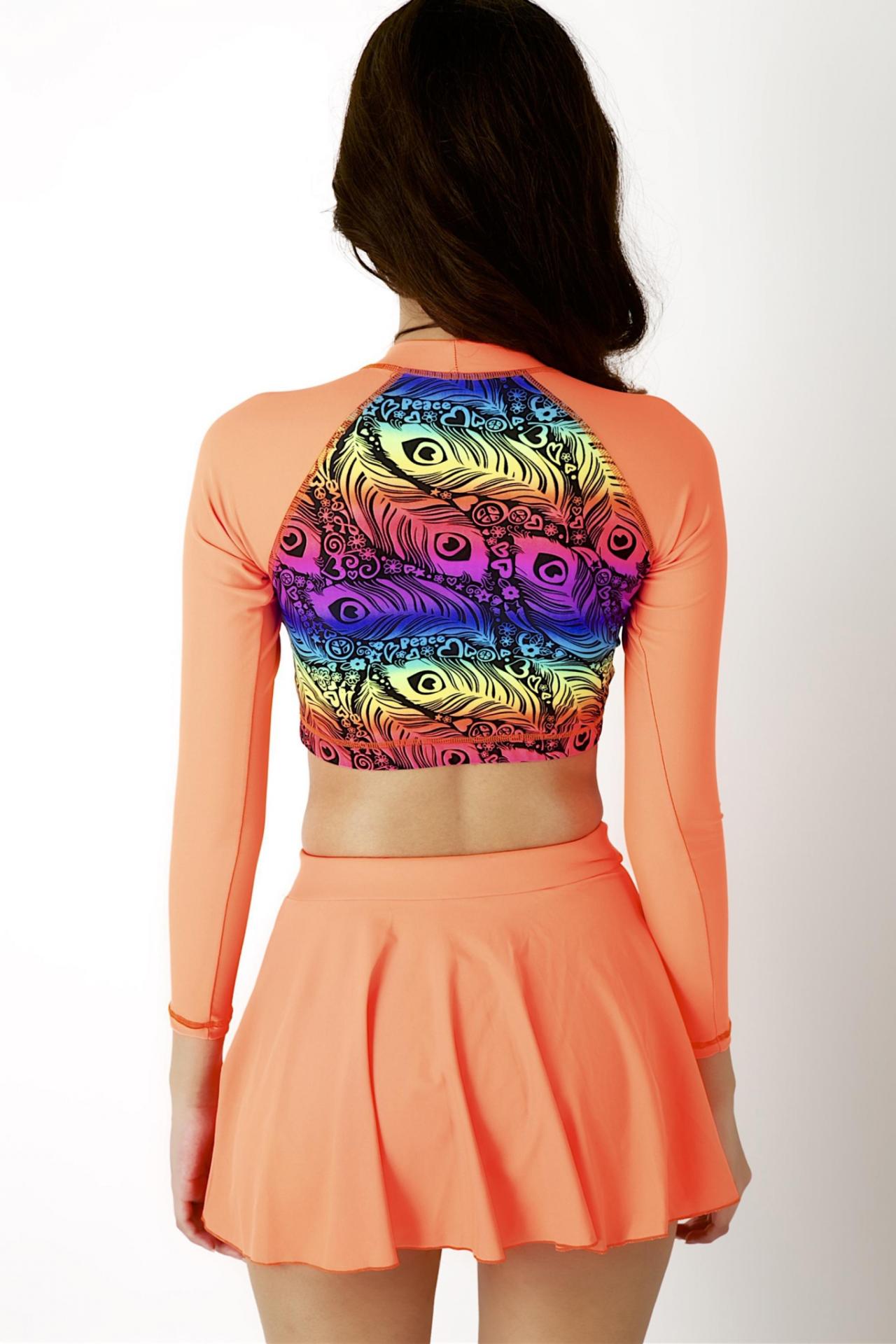 สินค้าใหม่ ชุดว่ายน้ำแขนยาวเอวจั๊มกระโปรง งานสวย ทรงเป๊ะ ใส่แล้วหุ่นดีมีเชฟ ฟรีไซส์ ราคา 590 บาท