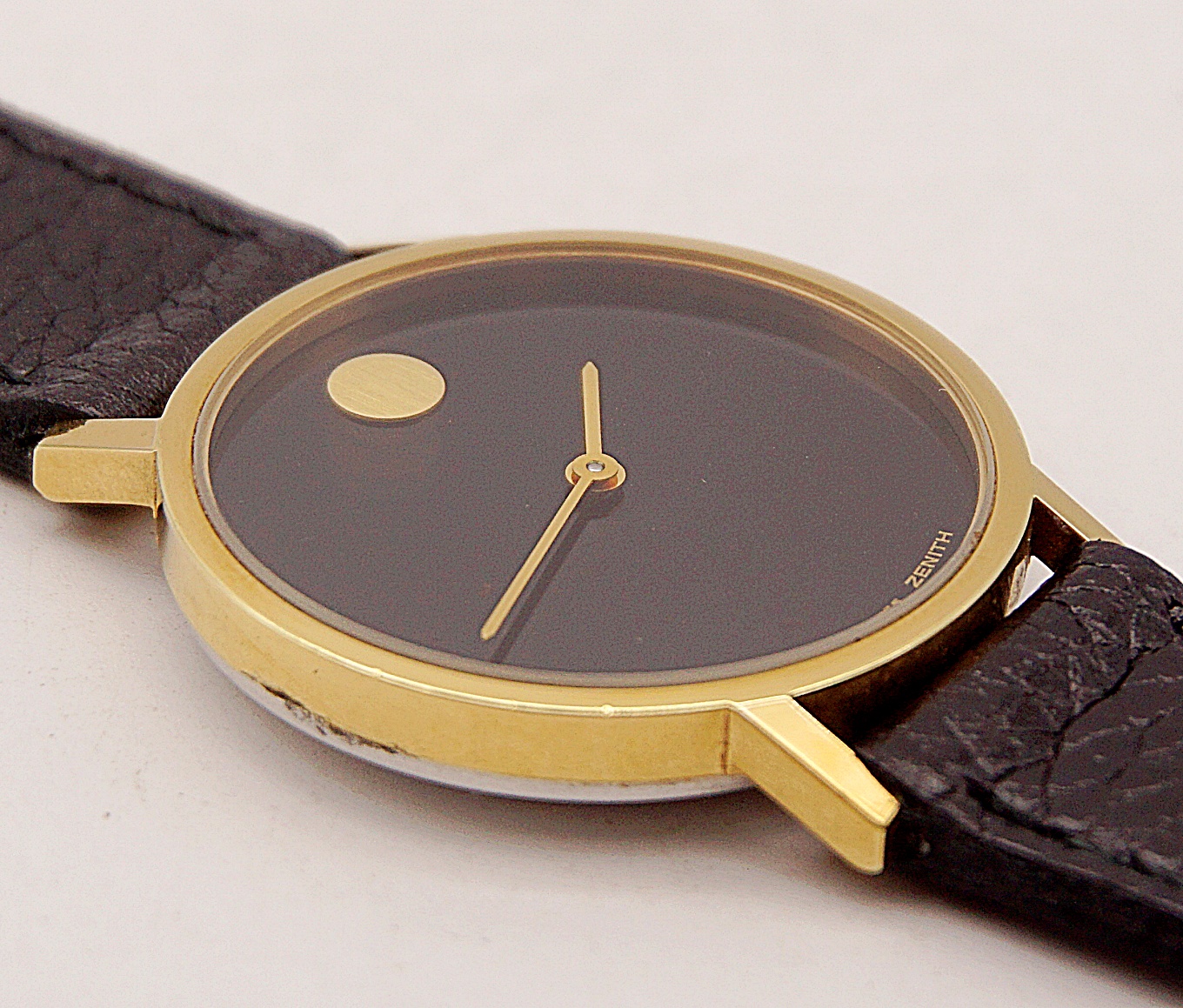 นาฬิกาเก่า MOVADO BY ZENITH ไขลาน