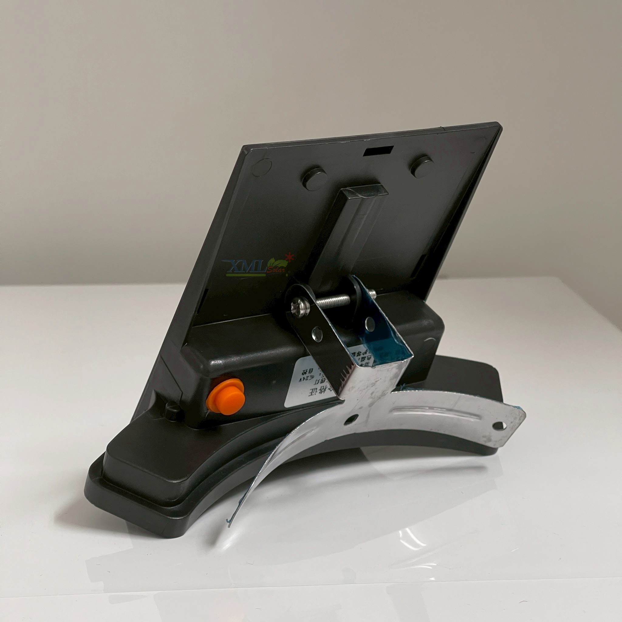 ไฟโซล่าเซลล์ติดหลังคาเก๋งจีน LSXML-218 (แสง : เหลืองวอมไวท์)(1 แถม 1)