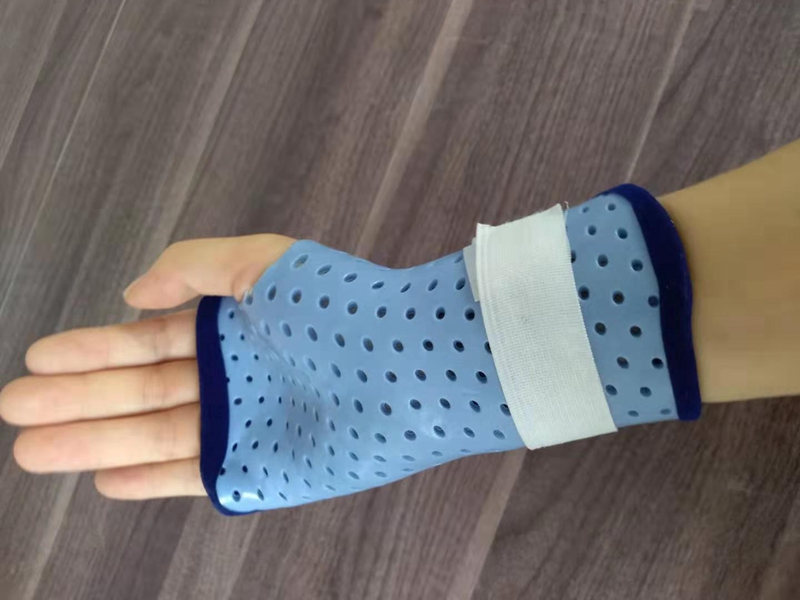 แผ่นเทอร์โมพลาสติกสำหรับเฝือกเข้ารูป Thermoplastic orthopedic splint sheets