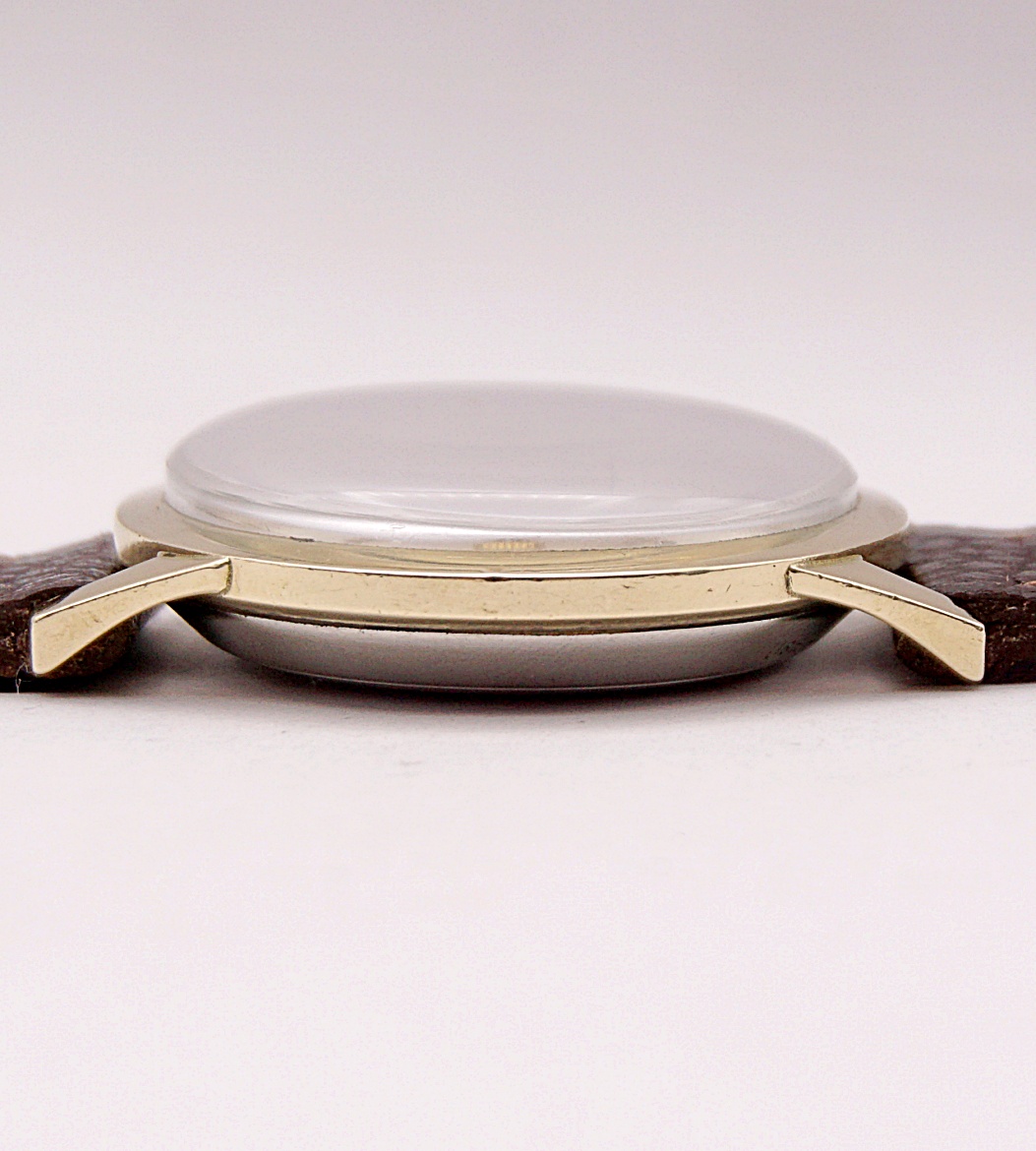 นาฬิกาเก่า WITTNAUER BY LONGINES ออโตเมติก