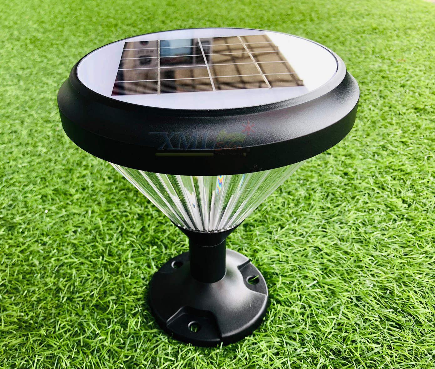 โคมไฟหัวเสาโซล่าเซลล์ ทรงกรวย (แสง : เหลืองวอมไวท์)