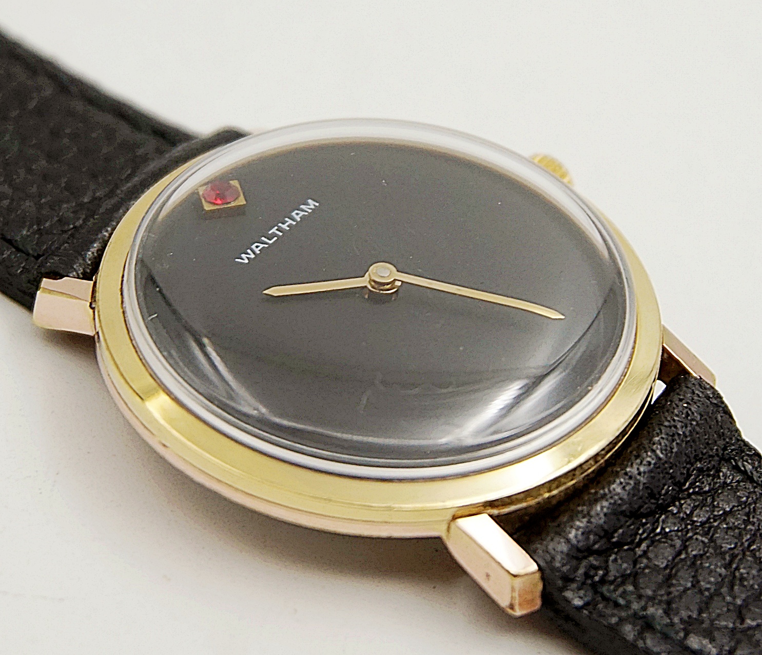 นาฬิกาเก่า WALTHAM ไขลาน