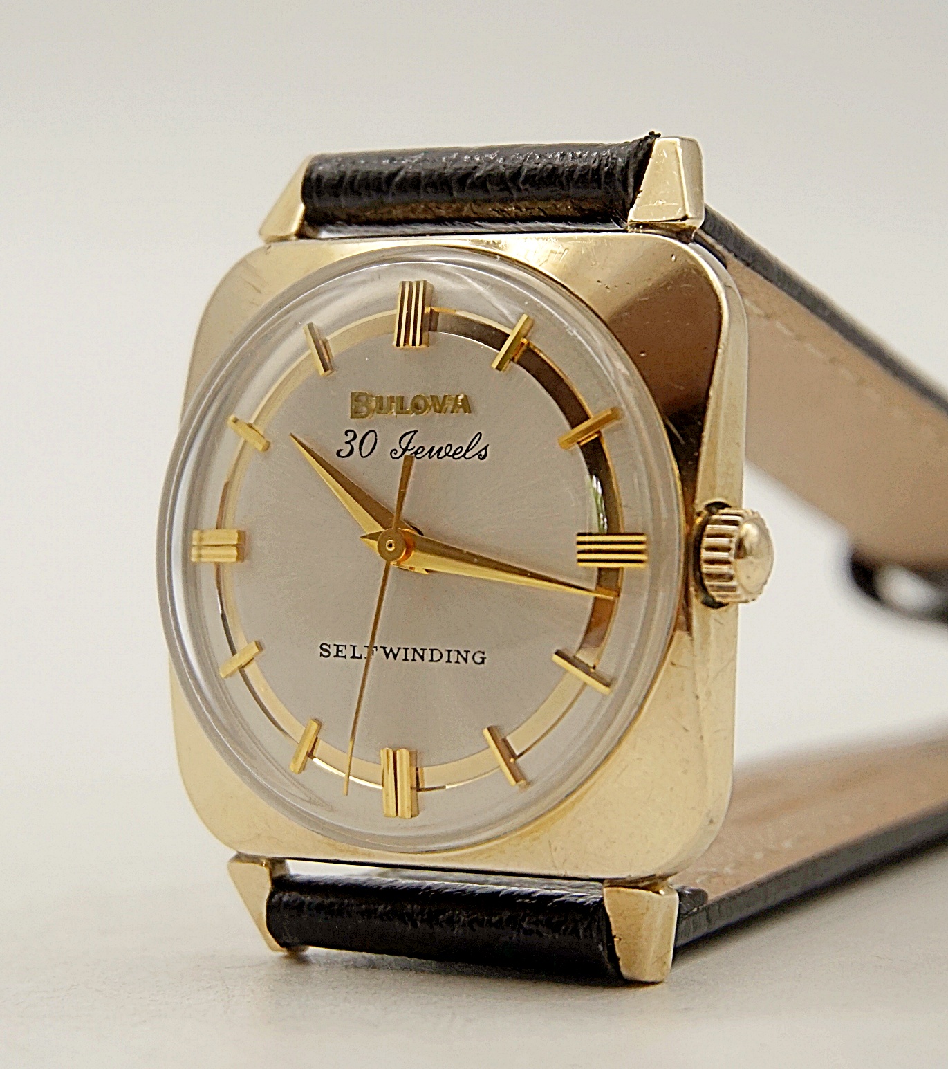 นาฬิกาเก่า BULOVA ออโตเมติก