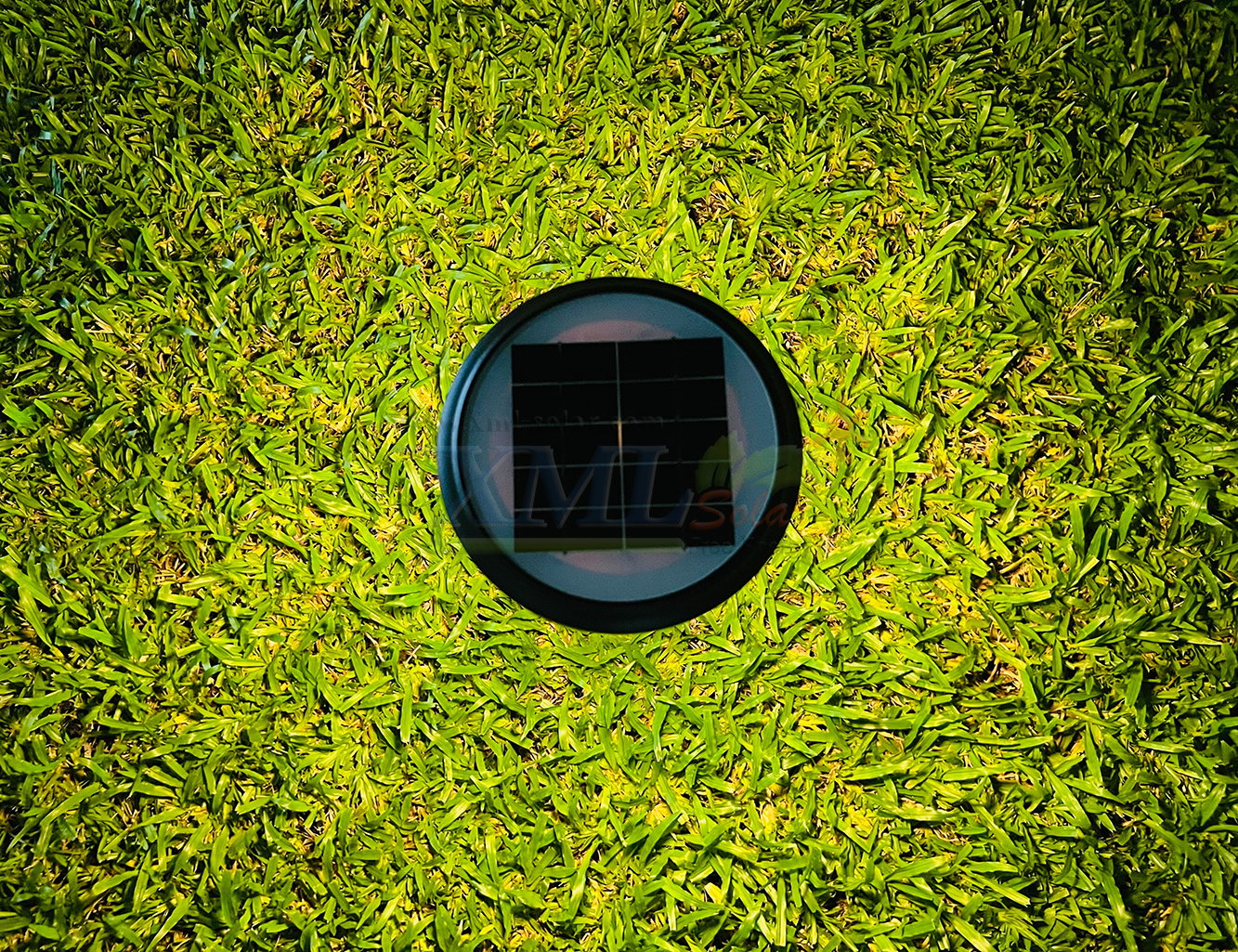 โคมไฟปักสนามโซล่าเซลล์ ทรงกรวย (แสง : เหลืองวอมไวท์)