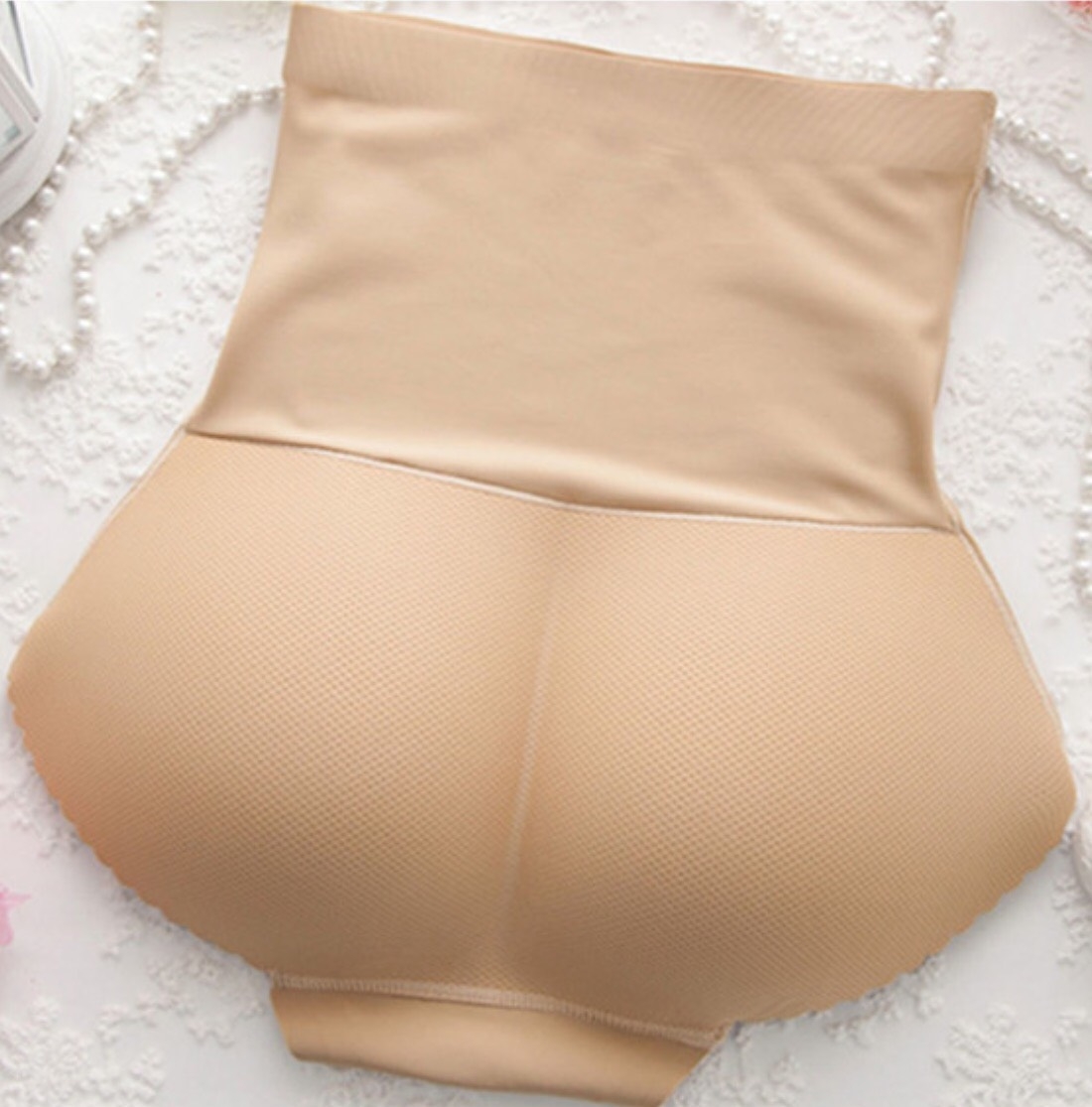 กางเกงในเสริมก้นไร้ตะเข็บ เอวสูง เก็บหน้าท้องเนียนเรียบ มี 2 สี ดำ,เนื้อ มี Size S,M,L,XL ราคาส่ง 3 ชิ้น คละแบบได้ทั้งร้าน ราคาส่งตัวละ 290 บาท