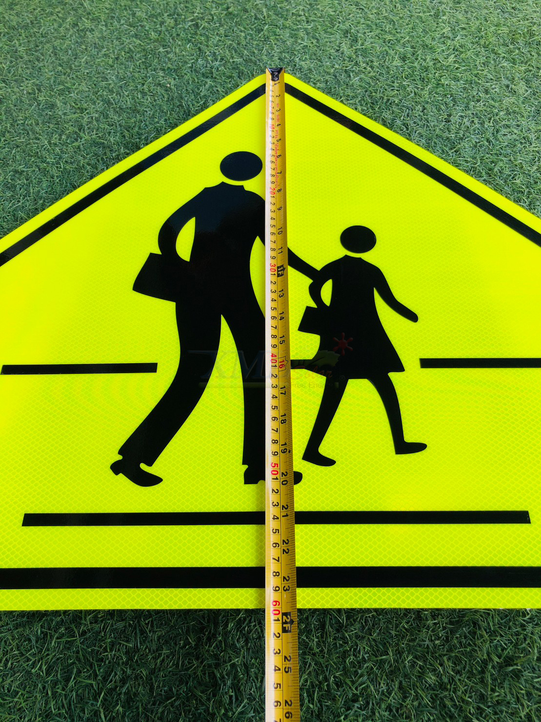 ป้ายเตือนเขตโรงเรียนโซล่าเซลล์ สีเหลือง ไฟกระพริบ (ไม่รวมเสา)