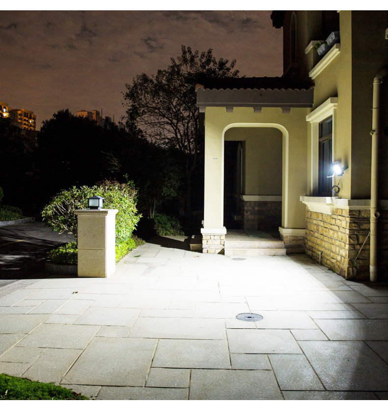 สปอร์ตไลท์โซล่าเซลล์ 300 W. รุ่นใหม่ JD8300L (แสง : ขาว)