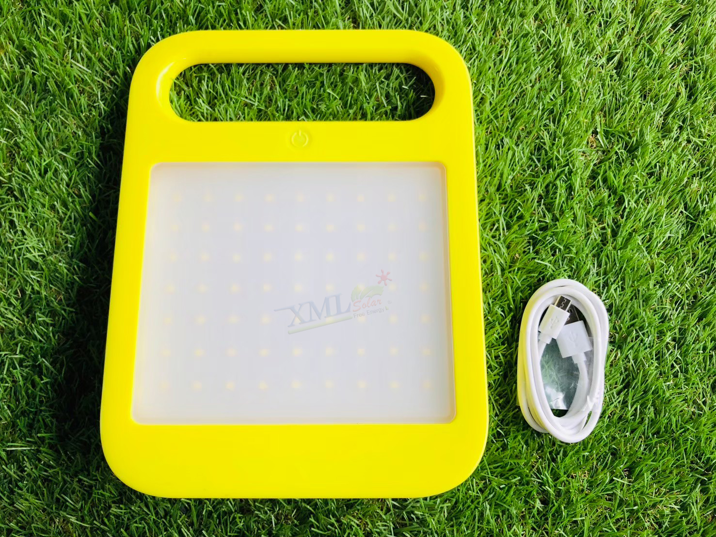 โคมไฟอเนกประสงค์โซล่าเซลล์ รุ่นพกพา 73 LED (แสง : เหลืองวอมไวท์)